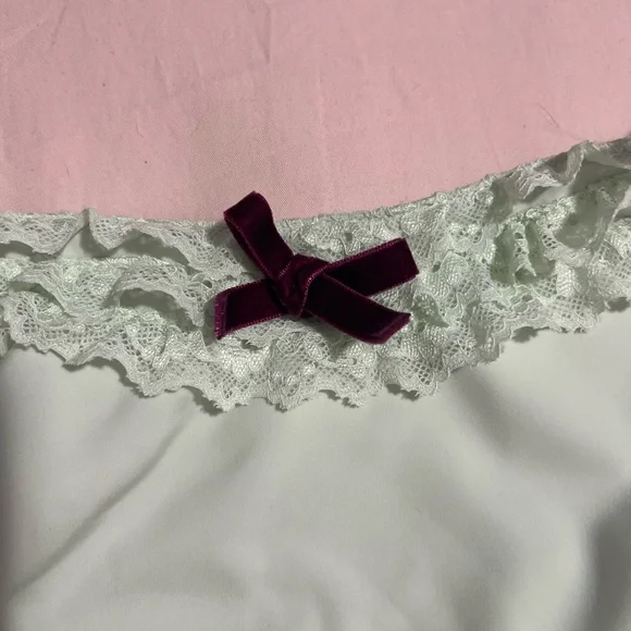 Kimchi Blue light green bow bustier top - Picture 3 of 4